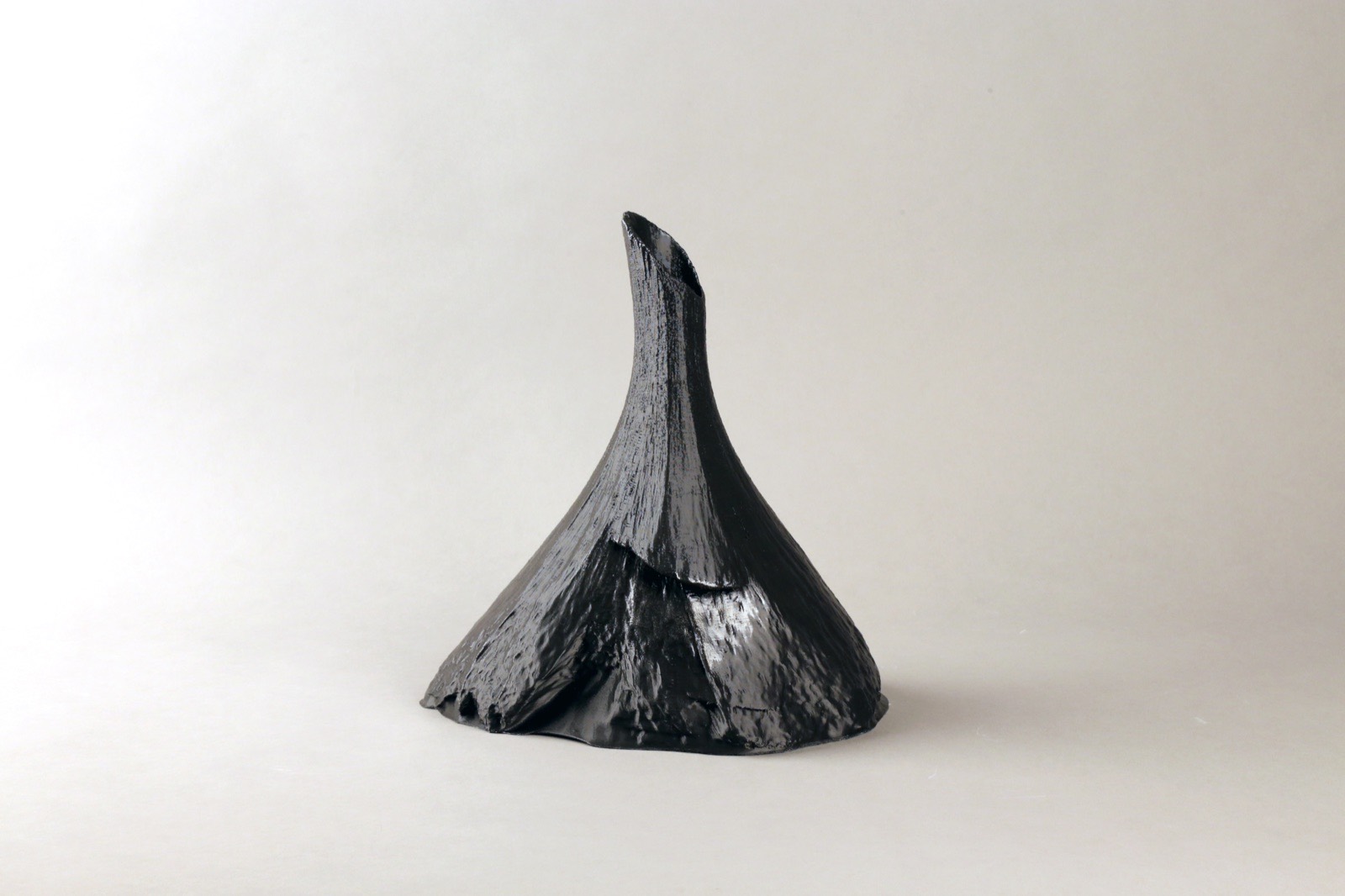 This Is Not A Stone – Black Vase