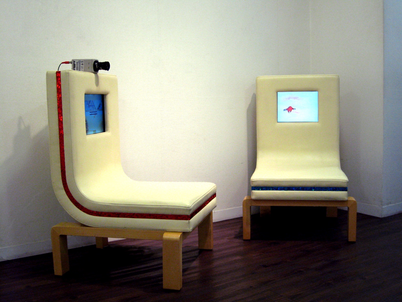 The Digital LCD Convergence Analog Comfortable Chair