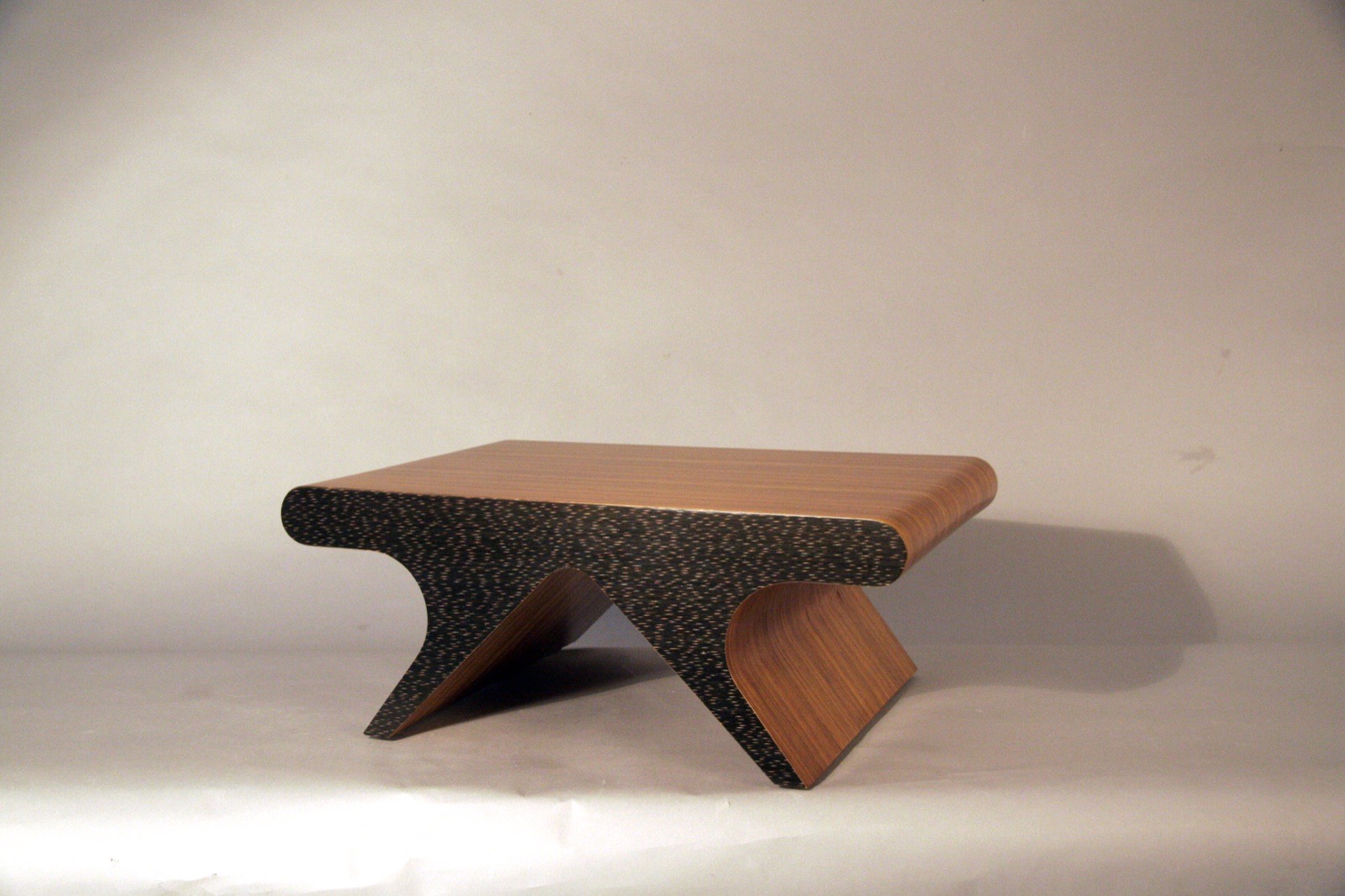 Zebra Table