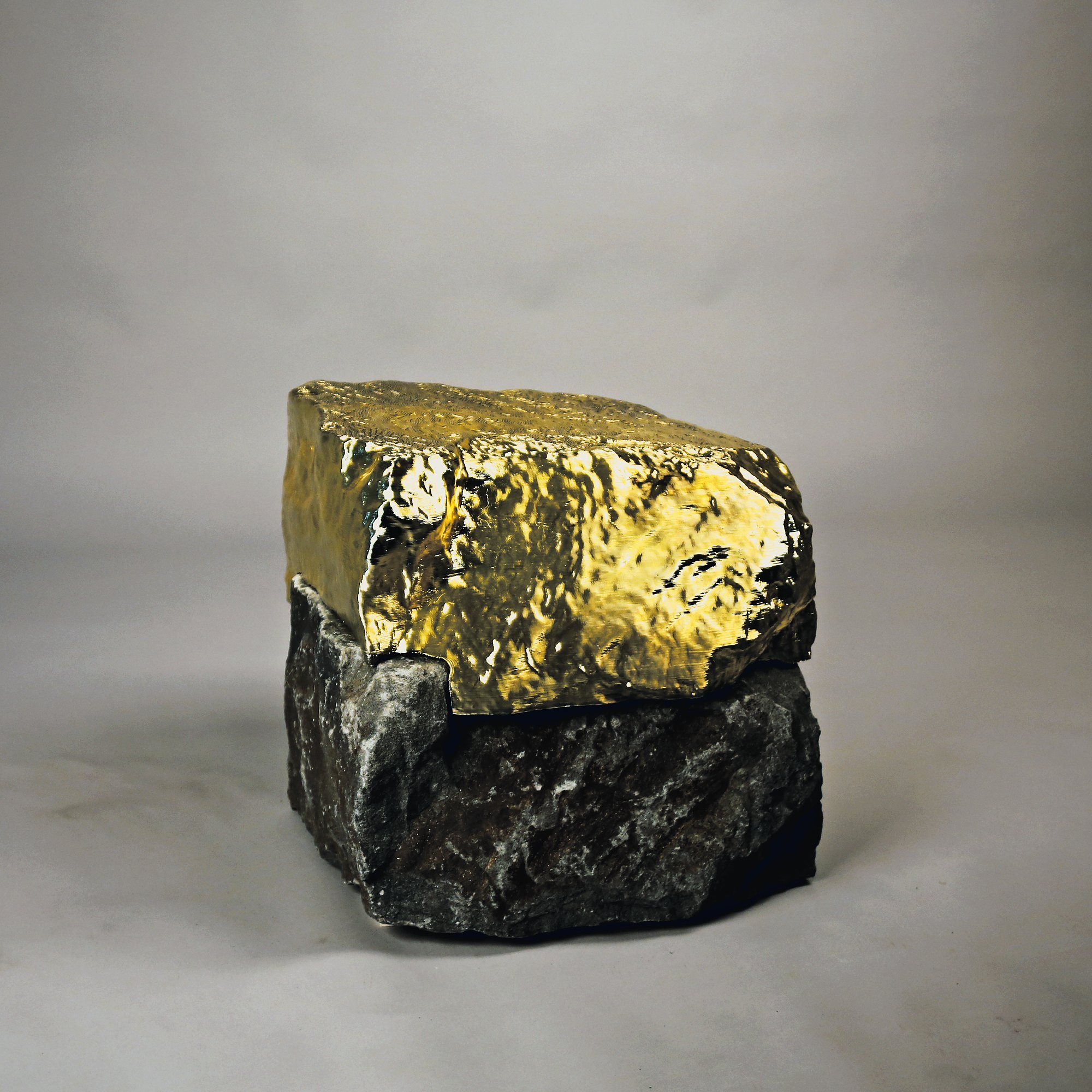 Gold Stool 01